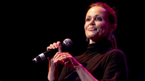 belinda carlisle wikifeet  For others, Belinda’s story is much simpler, that being the story of the cute, bubbly and effervescent Belinda